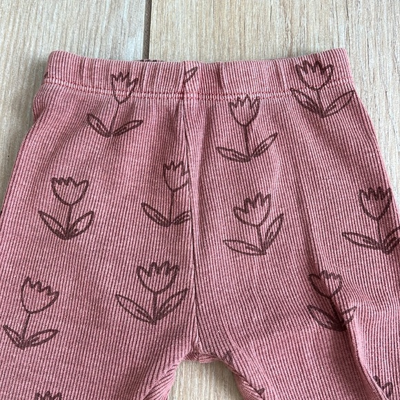 Zara flower leggings, size 6-9 month - Picture 3 of 4